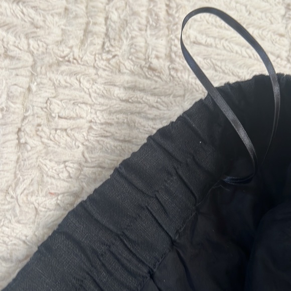 J. Crew Pull-on linen skirt with pockets fully lined NWT Size Small
Style AO792 - Picture 14 of 14